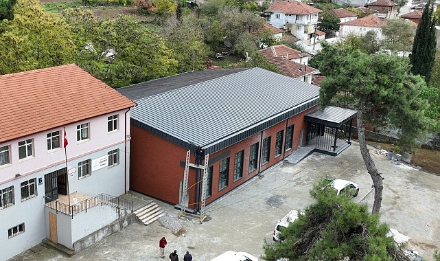Kızderbent’teki çok amaçlı salonun yüzde 95’i tamam