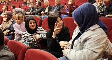 Sivas Belediyesi öncülüğünde 50 çocuk işitme cihazına kavuştu…