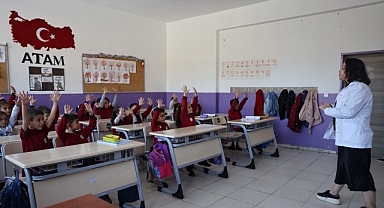 Bayraklı Belediyesinden miniklere hijyen eğitimi – Dünya El yıkama günü’nde öğrencilere sağlık dersi