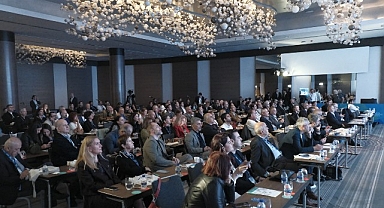 Türk Göz Doktorları Cerrahide Dünyaya Öncü Oluyor