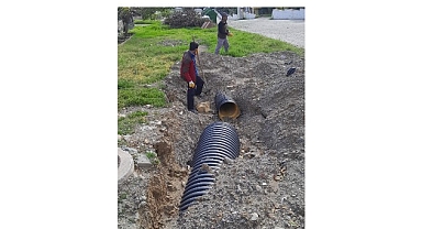 Edremit’te yağışlara karşı önlem: Narlı’da yağmur suyu hattı çalışmaları