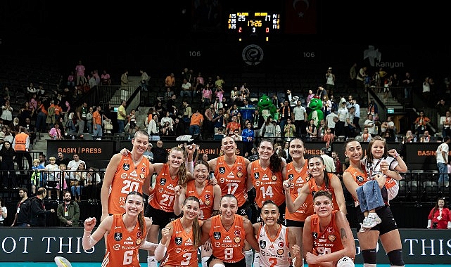 Eczacıbaşı Peron İstanbul evinde galip!